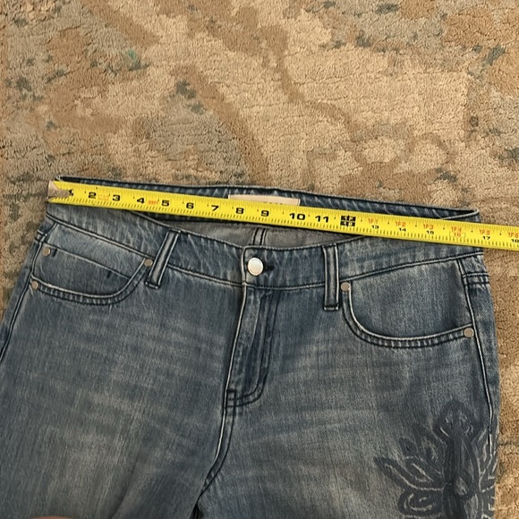 EUC Liverpool Jeans The Crop Boyfriend Embroidered Jeans size 6 / 28 - Picture 11 of 13